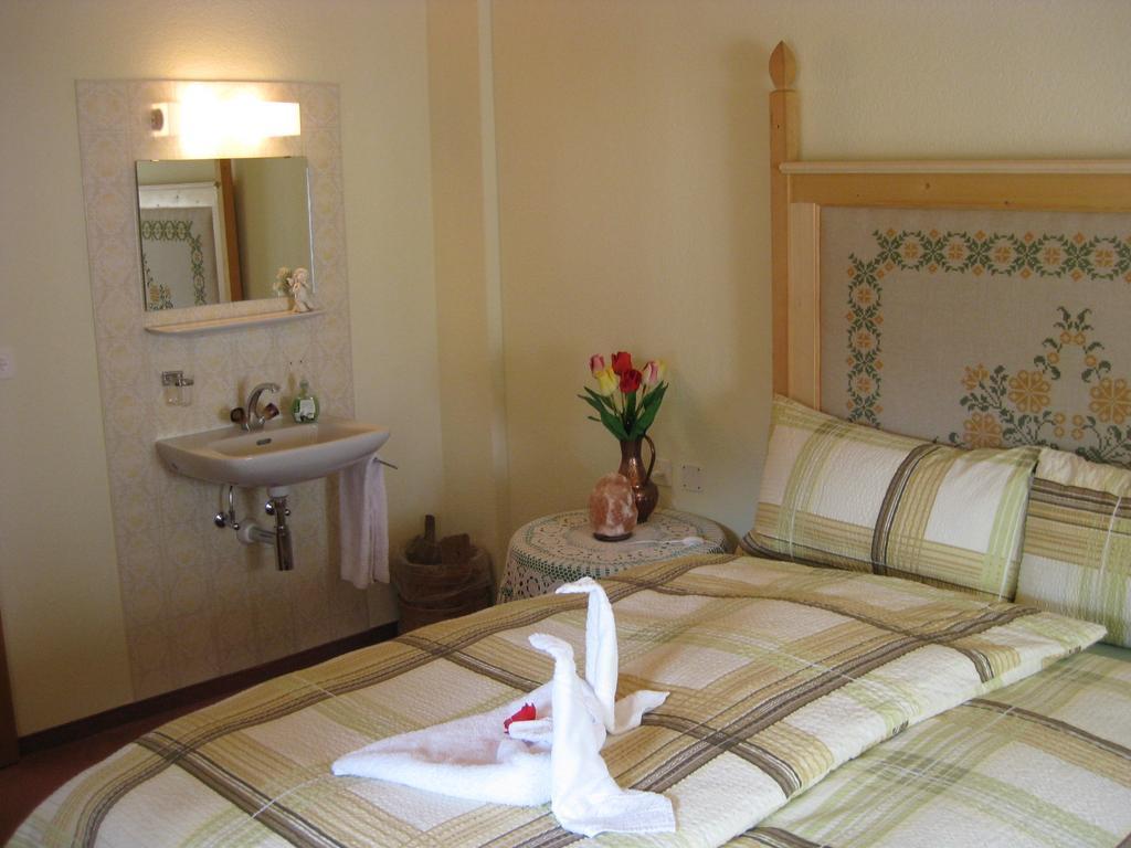 Garni Fluela Susch Hotel Bilik gambar